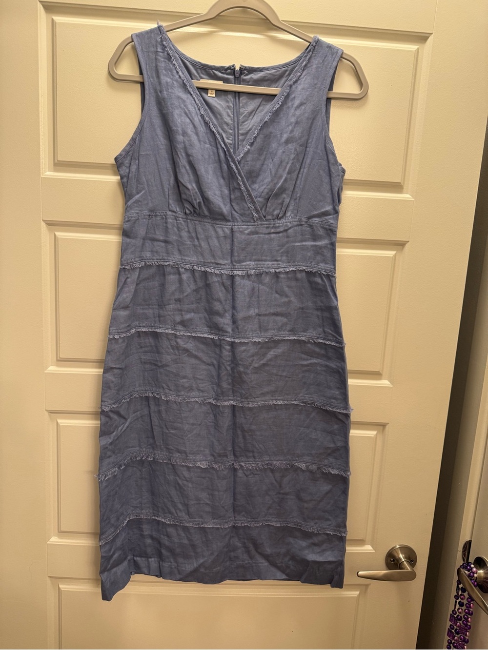 Sleeveless Chambray V-Neck Women’s Dress - Blue
